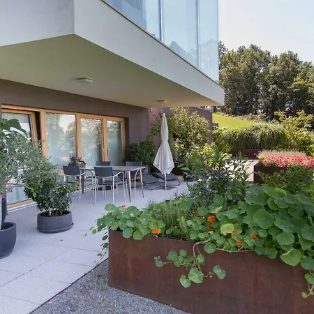 Apartment Seeblick Henle